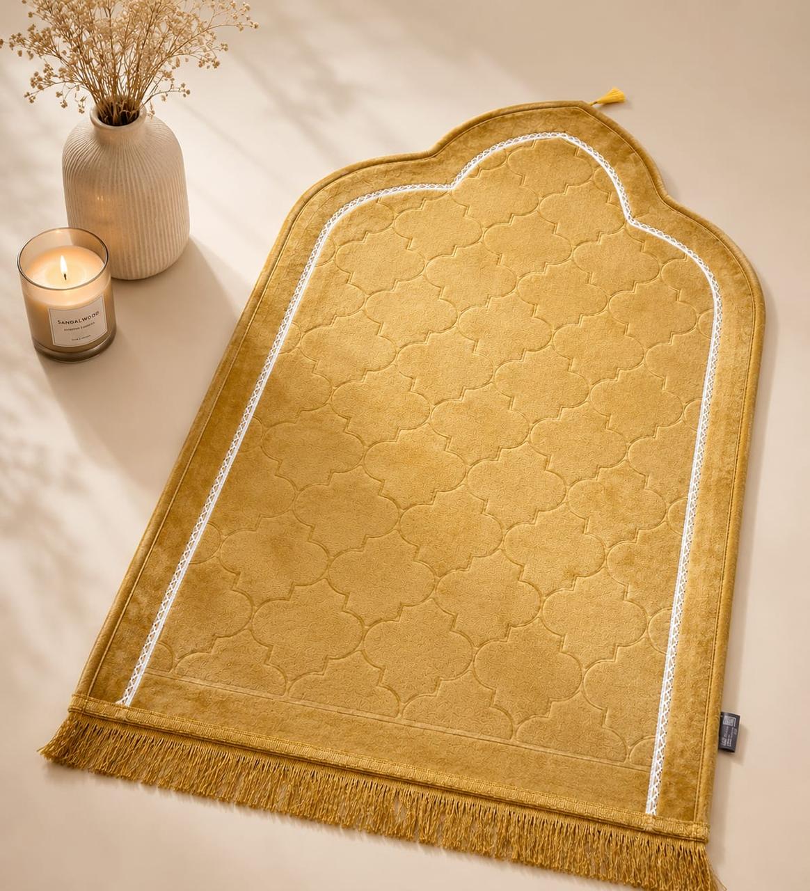 Thick Soft Velvet Islamic Prayer Rug | Moroccan Arch Design | Anti-Slip | 7 Colors